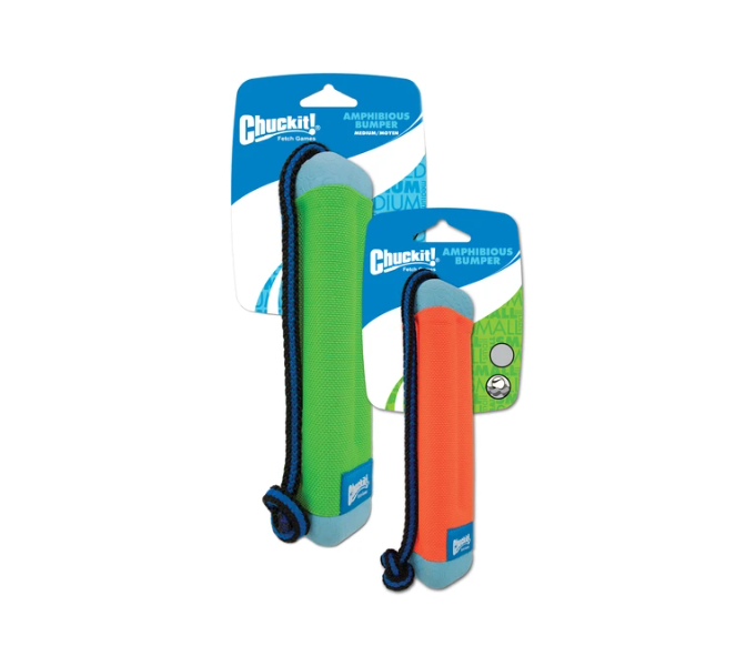 Ce jouet en mousse durable et flottant avec corde pour une meilleure prise en main et une résistance accrue.