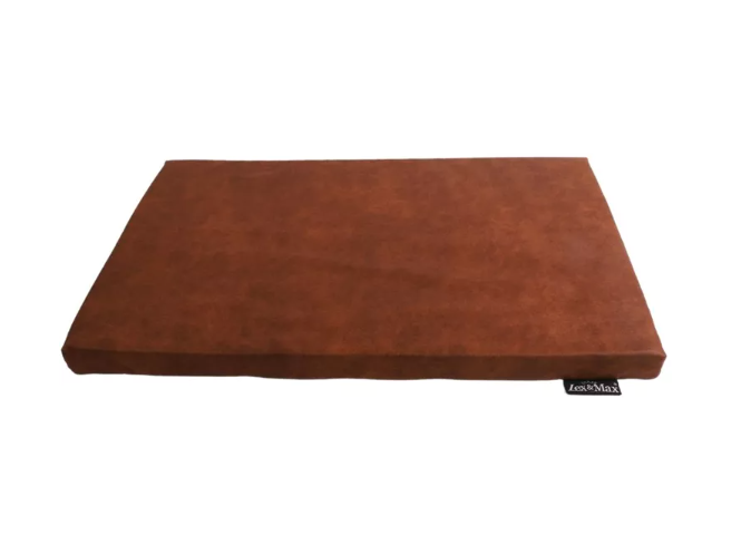 Un matelas en cuir écologique cognac