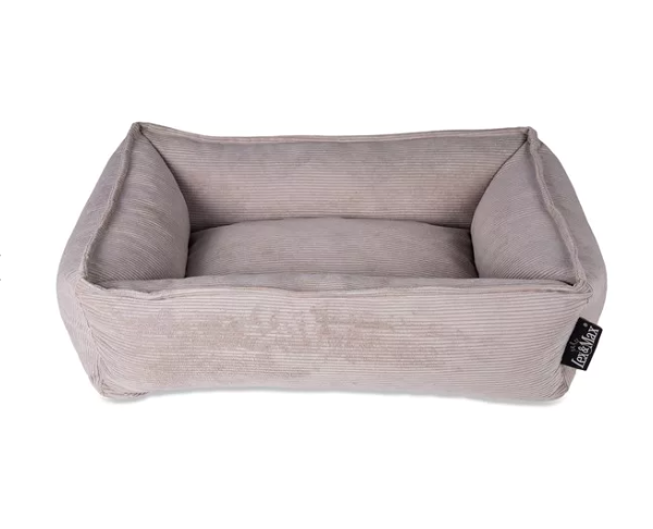 Un panier très confortable et élégant sable